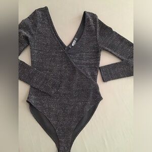 Forever 21 small black bodysuit w silver metallic sparkles EUC